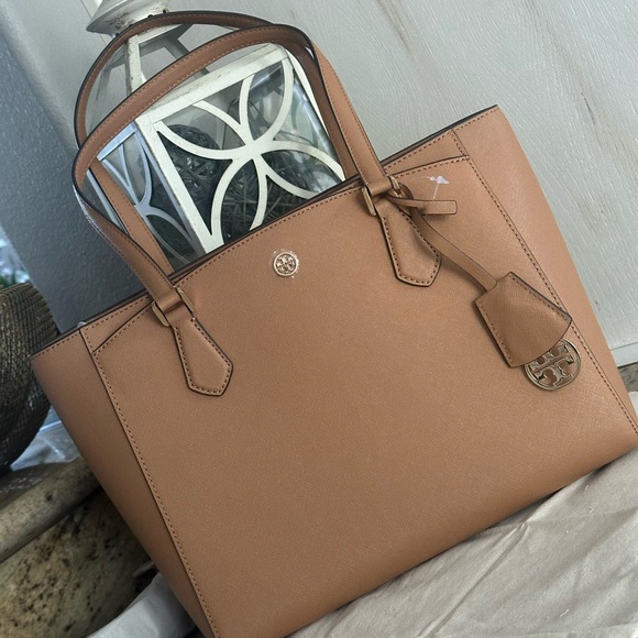 NEW NWT Tory Burch Robinson Small Tote Double Zip Tote Black Purse - Picture 5 of 11